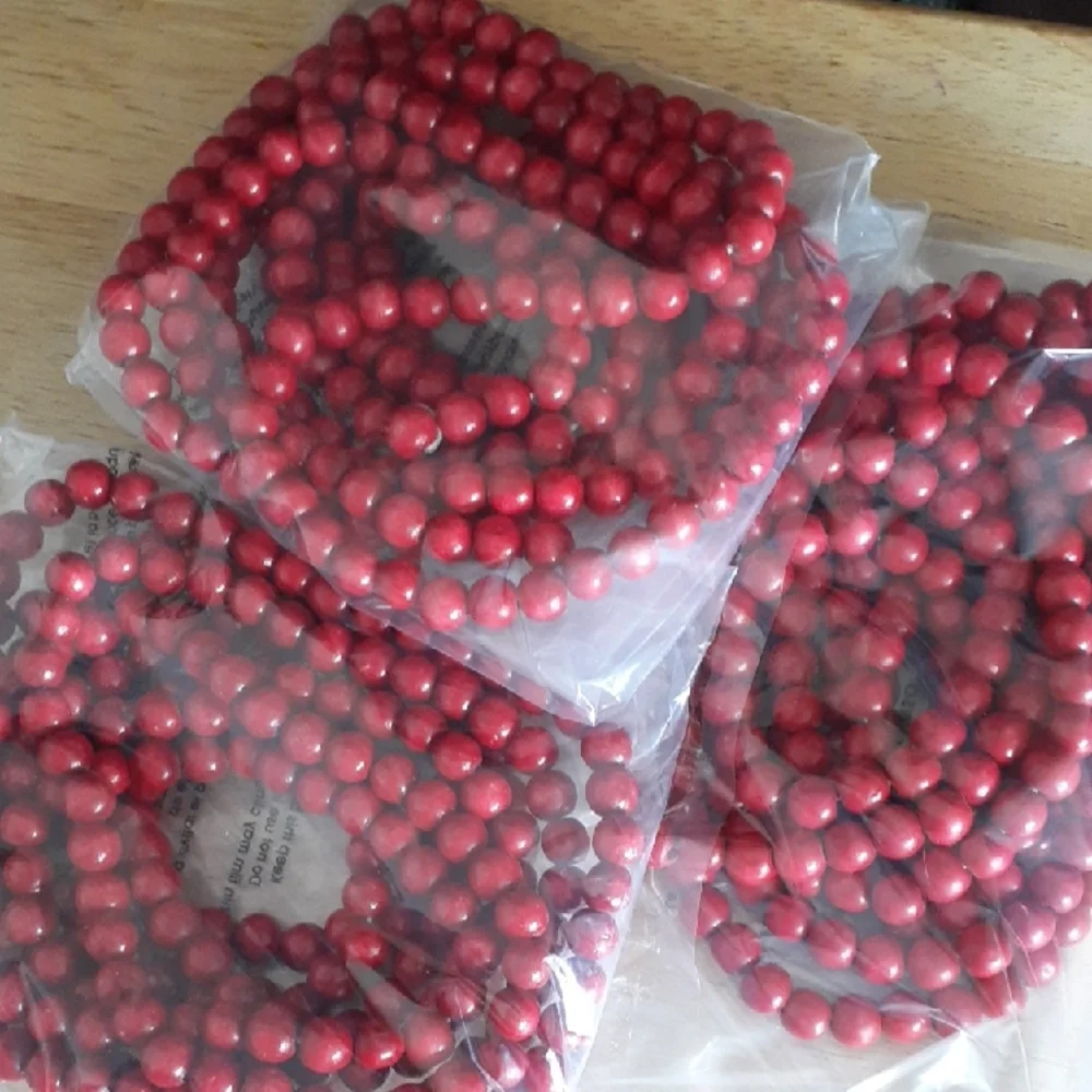 NWOT Bundle of 3 Red Garland Strands BB88